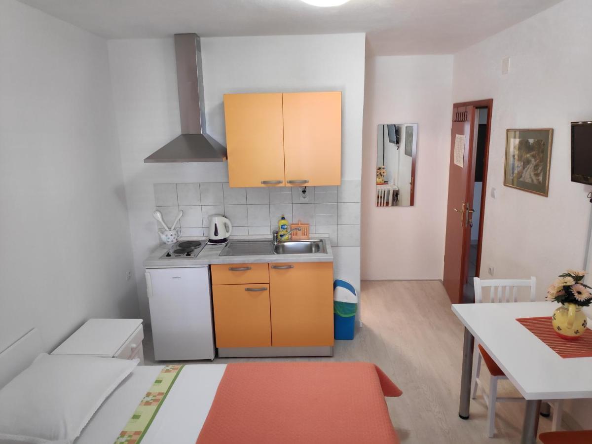 Apartments Vekic Makarska Zewnętrze zdjęcie