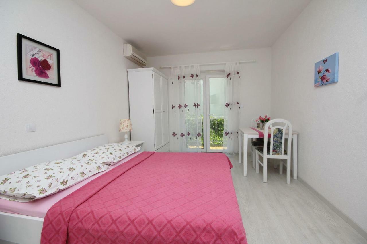 Apartments Vekic Makarska Zewnętrze zdjęcie